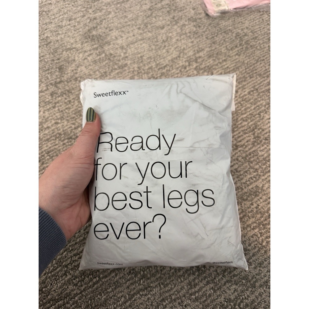 Sweetflexx Full Flexx Hi-Rise Front + Booty Resistance Leggings Size 8 NWT NEW - Picture 9 of 9